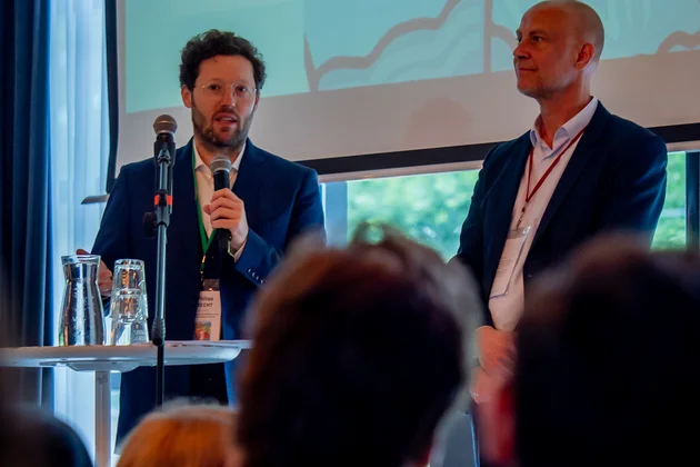 Jan Philipp Albrecht (gauche) et Marc Berthold (droite)