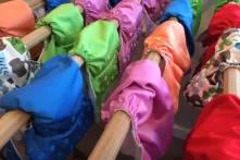 Des couches lavables qui sèchent avant la réutilisation