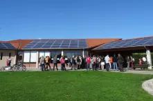 Centrales villageoises de la région de Condrieu. Huit bâtiments représentent une surface de 523 m2 de toiture, pour une puissance de 76 kW