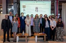 Photo de groupe, équipe du bureau de Paris de la Fondation Heinrich Böll et partenaires
