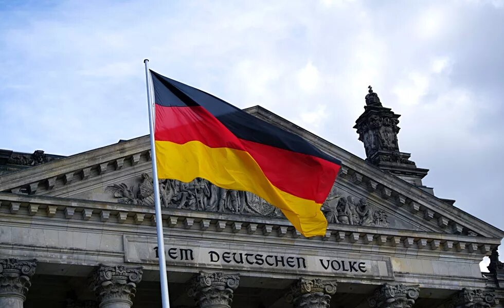 Reichstag et drapeau 