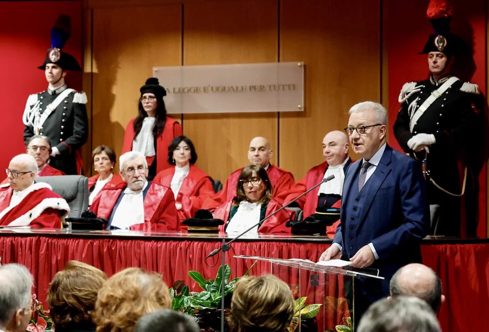 Il Sottosegretario alla Presidenza del Consiglio, Alfredo Mantovano, è intervenuto alla inaugurazione dell’Anno Giudiziario 2025 della Corte d’Appello di Roma.